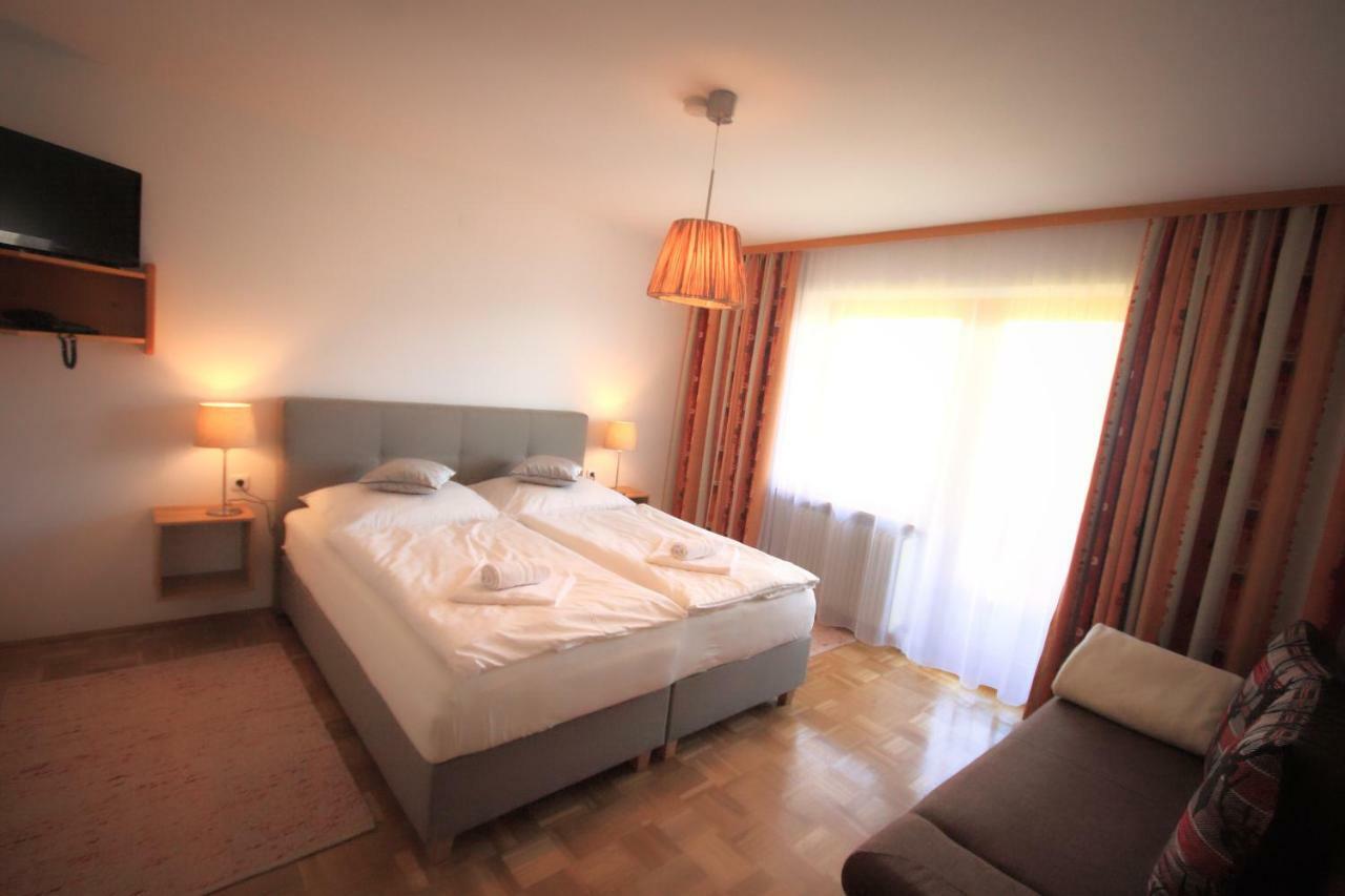 Hotel Pension Eichenhof Рід-ім-Ціллерталь Екстер'єр фото